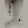 SANIVERRE - GUMI Caniveau de douche à l'Italienne motif bulle L.120 cm acier inoxydable, siphon anti-odeurs à débit élevé - vignette