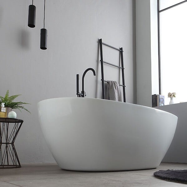 KIAMAMI VALENTINA - Baignoire Autoportante En Acrylique Blanc | Alexandra - large
