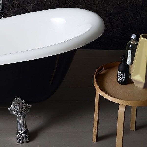 KIAMAMI VALENTINA - Baignoire Style Classique Blanche Et Noire | Romantica - large