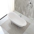 KIAMAMI VALENTINA - Baignoire Îlot Style Classique Sur Pieds Argentés | Romantica - vignette