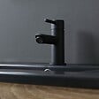 KIAMAMI VALENTINA - Meuble Suspendu Chêne Well Pour Salle De Bain 60Cm Avec Lavabo Noir Mat | Sole - vignette