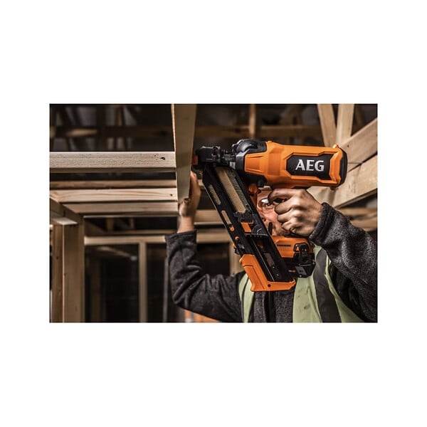AEG - Cloueur charpentier brushless AEG 18V Li-ion sans batterie ni chargeur B18FN10-0 - large