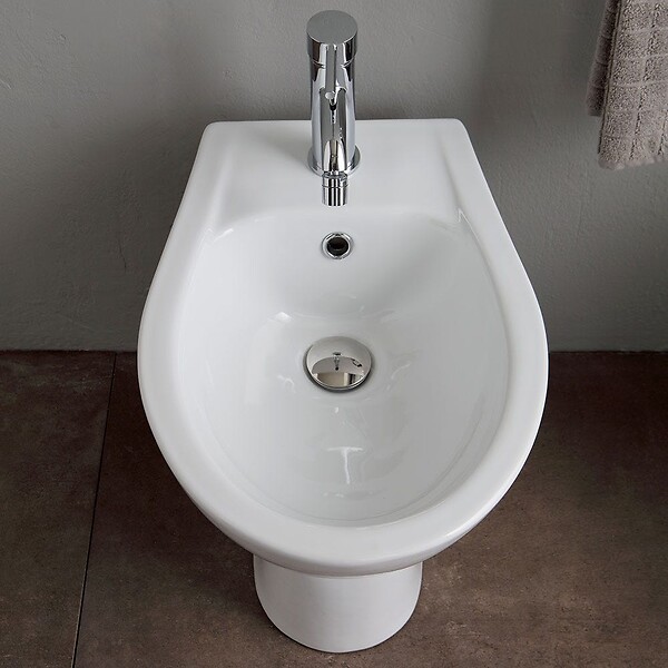KIAMAMI VALENTINA - Set De Sanitaires Au Sol Distancés Du Mur Wc Et Bidet | Cipro - large