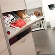 KIAMAMI VALENTINA - Meuble À Chaussures Avec 3 Portes En Mélèze À Double Profondeur - vignette