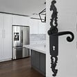 SECURY-T - Poignées de porte fer forgé COQ noir 330X36 mm Trou de clé L - vignette