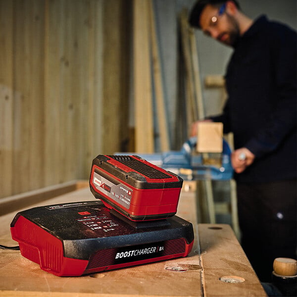 EINHELL - Chargeur Power X-Boostcharger 18V 8A EINHELL Power X-Change Lithium Ion - large