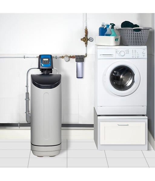 APIC - Adoucisseur d'eau 30L Vanne Fleck 5800 SXT complet avec accessoires - large