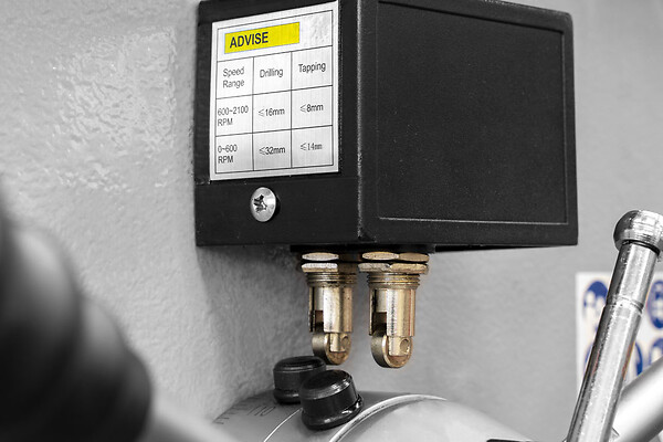 HOLZMANN - Perceuse à colonne - 1100W - 400V / 3 / 50Hz - large