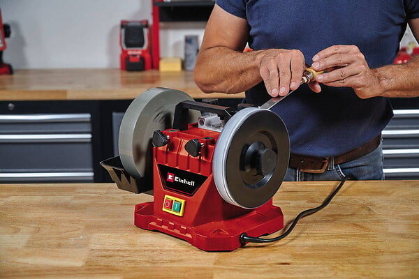 EINHELL - Touret à meuler TC-WG 200 - 125W - meulage humide - large