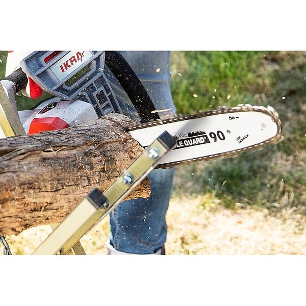 IKRA - Tronçonneuse sans fil 40V - Guide OREGON 35,5 cm - 2 batteries lithium 2.0Ah - Chargeur Double - Tendeur de chaine rapide IKRA - large