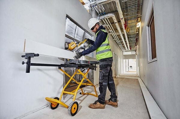 DEWALT - Piètement roulant pour scies à onglets  DE7260-XJ DEWALT - large