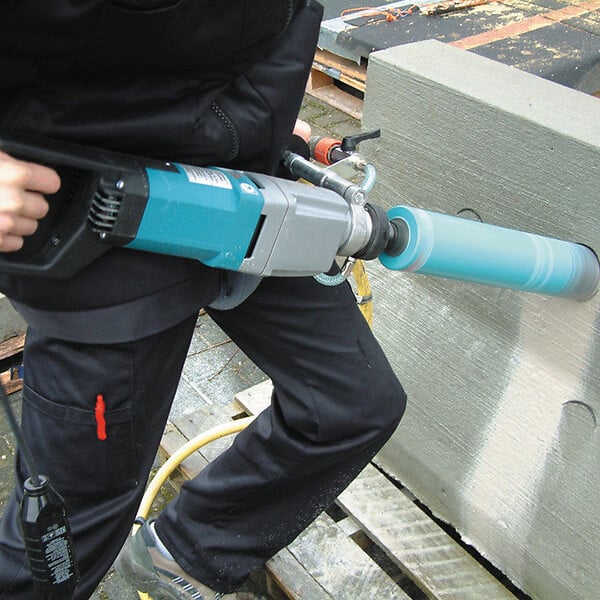 MAKITA - Carotteuse à eau MAKITA DBM131 - 1700W 132mm - large