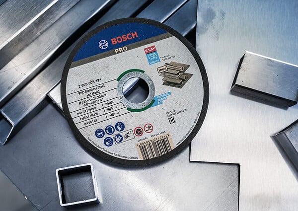 BOSCH - Boite de 10 disques à tronçonner Rapido Ø 125 mm spécial inox BOSCH 2608603255 - large