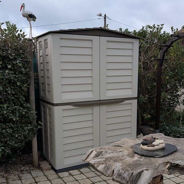 INTEC - Abri de jardin Extérieur 2 portes Beige 151 x 83 x H200cm Cabanon de jardin avec plancher intégré INTEC - large