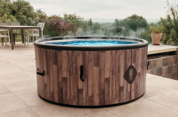 COCO SPA - Coco Spa Nordik Spa Gonflable - 150 Cm De Diamètre - 800 Litres - Moteur 2240 W - 2 à 4 personnes - large