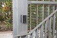 MASTER LOCK - Rangement sécurisé pour les clés : Select Access à montage mural - Format M - Construction en aluminium résistante aux intempéries - Kit de montage inclus- Combinaison programmable à 4 chiffres  -Noir - vignette
