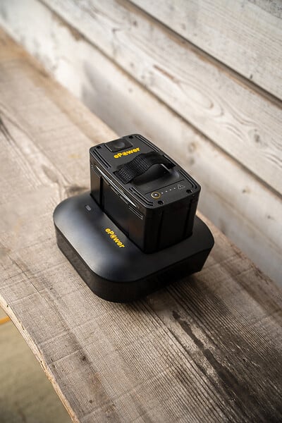 STIGA - Chargeur de batterie rapide - STIGA C 430 F - 48V - 3A - large