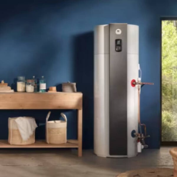 THERMOR - Chauffe-eau thermodynamique Aéromax 6 - 200L - Stable - 1800W - 3 à 5 personnes - large