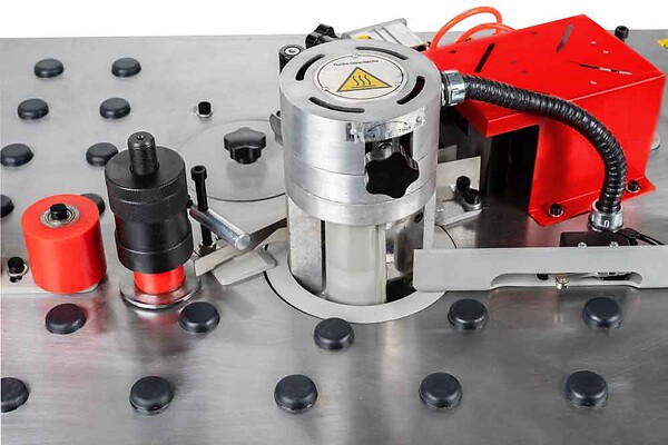 HOLZMANN - Plaqueuse de chants - 250 (+1750)W - 400 V / 3 / 50 Hz - large