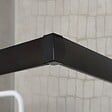 KIAMAMI VALENTINA - Angle Carré Design 70X70 Cadre Noir Opaque Verre Trempé Mat 6 Mm | City - vignette