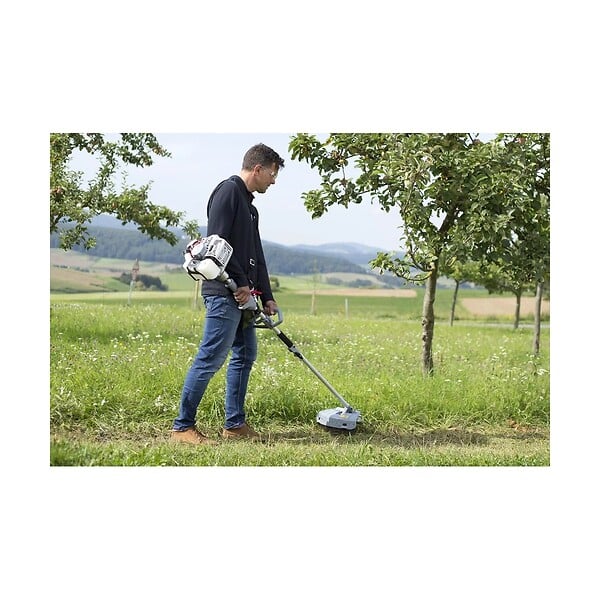 IKRA - Outils de Jardin Multifonction Thermique 4en1 Taille haie + Élagueuse + Débroussailleuse (lame et bobine) Harnais Confort IKRA - large