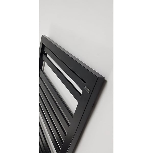 STANO - Radiateur sèche-serviettes eau chaude design KLEA 128 x 54 cm noir mat - large