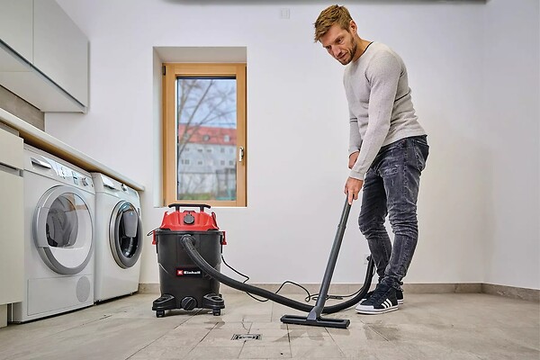 EINHELL - Aspirateur eau/poussière TC-VC 1930 A - 1500W - cuve plastique 30L - prise asservie - soufflerie - large