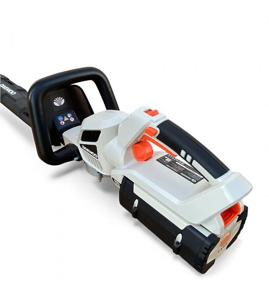 DAEWOO - PACK Taille-haie sans fil 62V, lame 63 cm batterie 2,5Ah chargeur rapide - DAEWOO DALHT62-24 - large