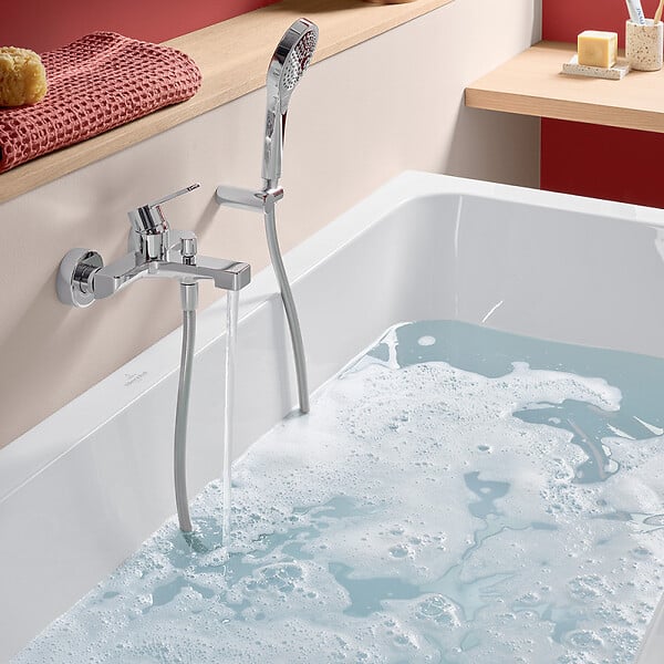 VILLEROY ET BOCH - Baignoire droite 160 X 70  Architectura acrylique - large