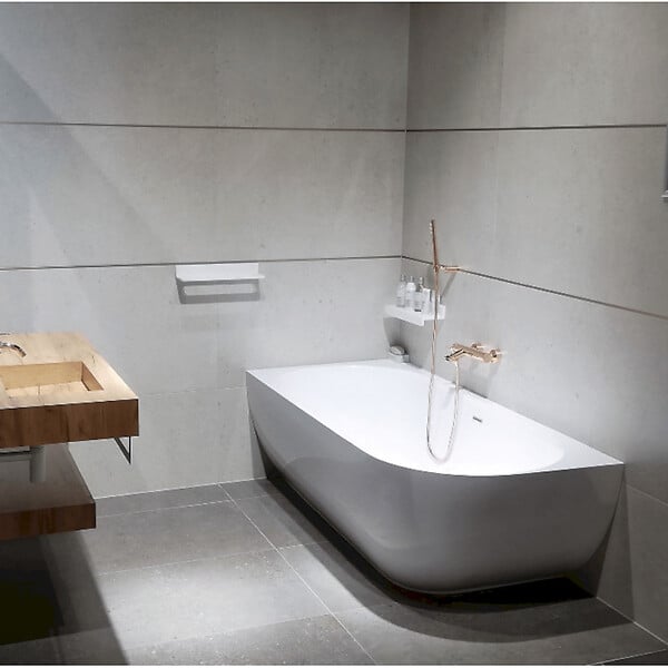 SWISS AQUA TECHNOLOGIES - Swiss Aqua Technologies Nelly 175 x 82 cm Baignoire droite Autoportante orientation gauche en marbre coulé, sans pieds, blanc (NEL1700L) - large