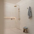 AURLANE - Colonne de douche Thermostatique finition Or Doré Brossé 133x26x52 cm - MOLLY GOLD - vignette