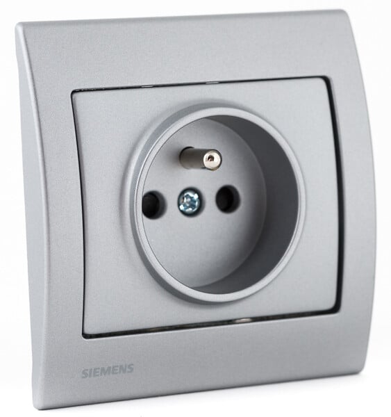 SIEMENS - Lot de 5 Prise 2P+T Silver Delta Iris + Plaque basic Silver - large