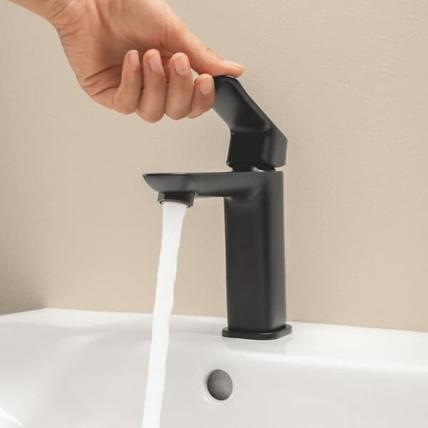 GROHE - Dice mitigeur monocommande de lavabo à levier avec vidage, noir mat (1018322430) - large