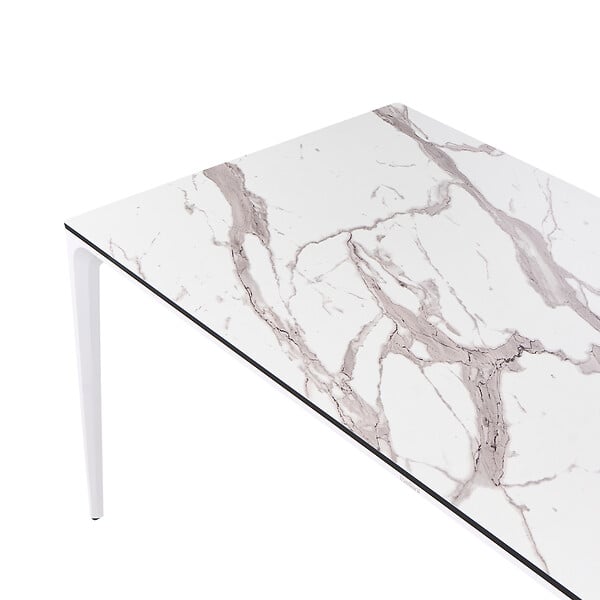 BELIANI - Table de salle à manger de jardin SOVARETO 180 cm 90 cm Effet marbre Marbre blanc - large