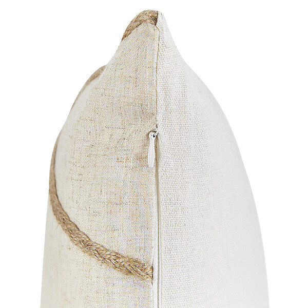 BELIANI - Lot de 2 coussins décoratifs LICUALA 45 x 45 cm Beige Motif géométrique - large