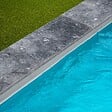 RO'MA NATURE - Margelle de piscine Pierre d'Adana Gris Bleu 61x33x3 cm Bord Droit (à l'unité) - vignette
