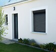 AVOSDIM - Volet roulant electrique radio Alu Gris Anthracite - L120 x H120 cm - Motorise avec telecommande incluse - Recoupable - vignette