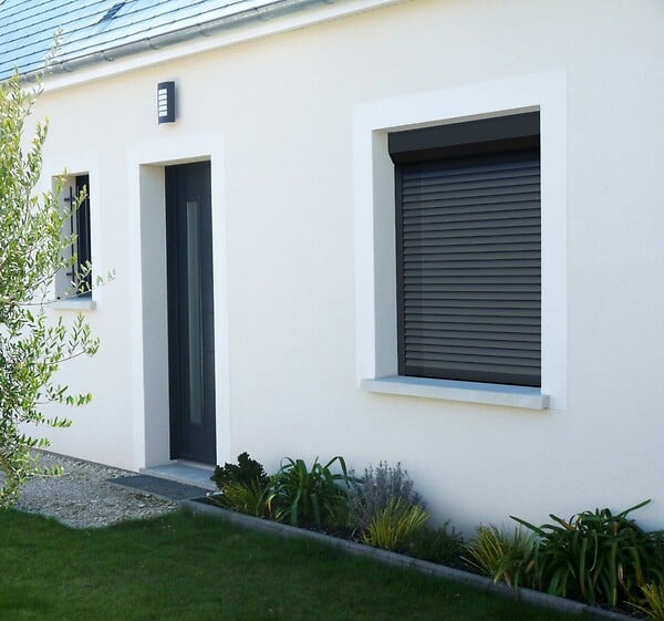 AVOSDIM - Volet roulant manuel a sangle Alu Gris Anthracite - L120 x H120 cm - Manoeuvre manuelle - Recoupable - large
