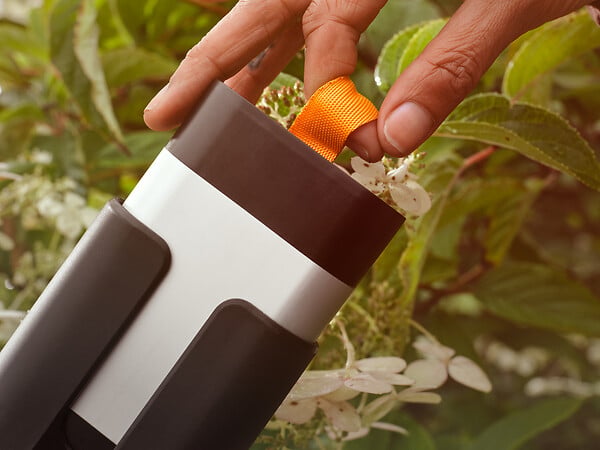 FISKARS - Sécateur électrique à batterie - lame franche - coupe 30mm - large