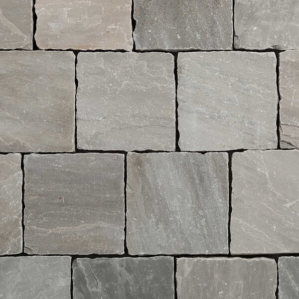 RO'MA NATURE - Pavé Grès Kandla Gris 14x14x5-7 cm (vendu au m² - 42 pavés/m²) - large