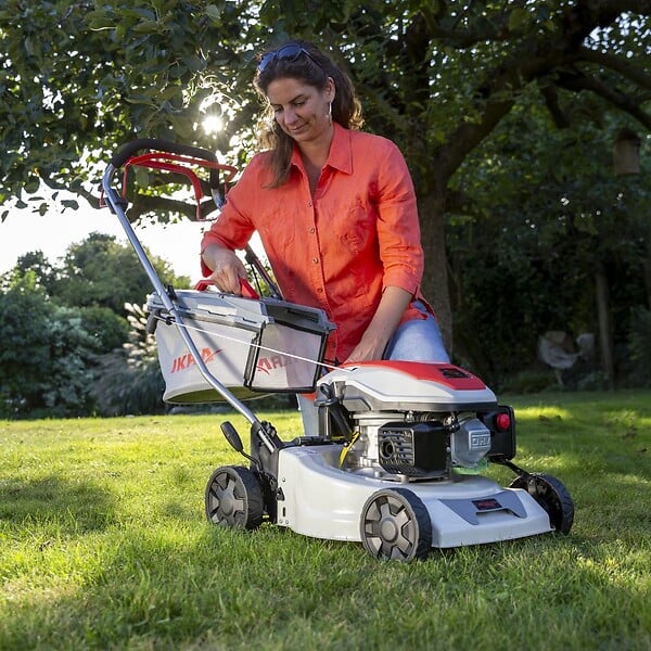 IKRA - Tondeuse à gazon thermique Autotractée 1000m2 - 3,5CV 145Cm3 Coupe 41.8cm Mulching Moteur 4T Bac 40L IKRA - large