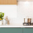 99DECO - Fond de hotte en aluminium - motif terrazzo blanc et vert - 70x60 cm - vignette