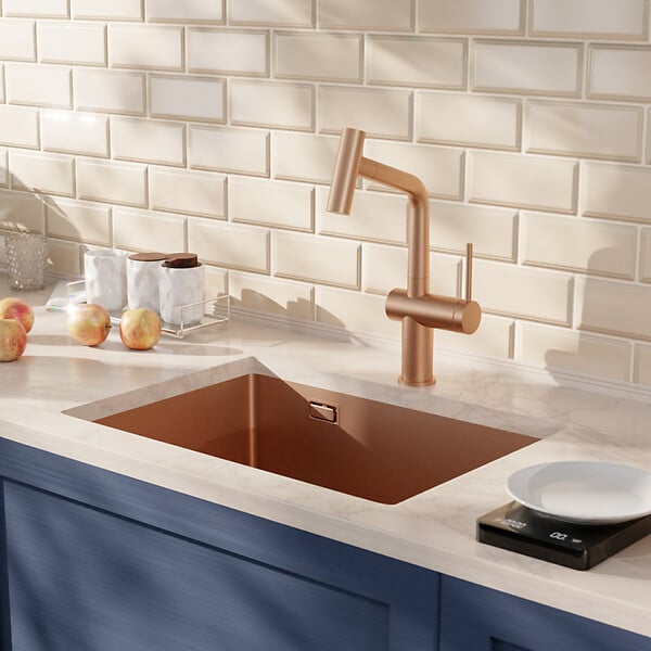 CERAMIA - Timeless 55x45x21 cm évier sous plan en inox 304 + mitigeur inox avec douchette extractible, cuivre brossé (TMLKSU-5545BCP-M1) - large