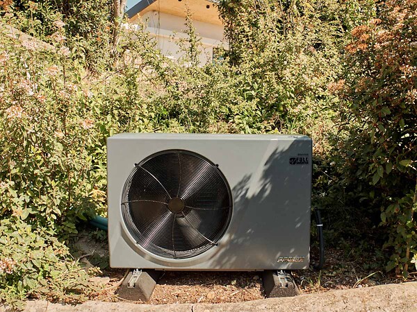 POOLEX - Pompe à chaleur 20,10 kW Poolex Silverline FI 200 + Kit by-pass Ø 50 mm - large