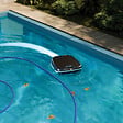DOLPHIN - Robot Nettoyeur De Surface Autonome Solaire - SKIMMI 200 - vignette