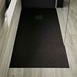 STANO - Receveur de douche 70 x 170 cm extra plat PURE en résine surface ardoisée noir Grille noire - vignette