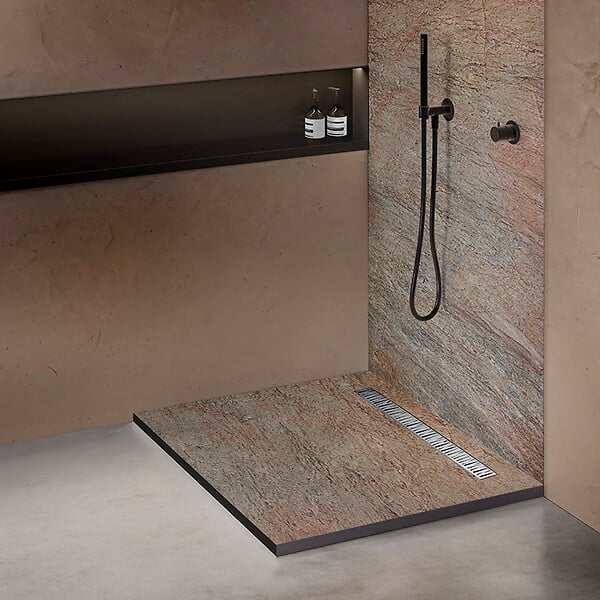 U-TILE - Receveur pierre naturelle cuivre 120 x 120 cm - grille caniveau acier excentrée - large