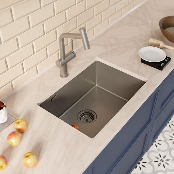 CERAMIA - Timeless 55x45x21 cm évier sous plan inox 304 + mitigeur inox avec douchette extractible, gun metal brossé (TMLKSU-5545BGM-M1) - large