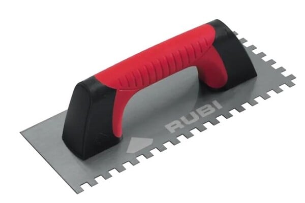 RUBI - Taloche peigne avec manche RUBIFLEX fermé - Denture: 6x6mm - large