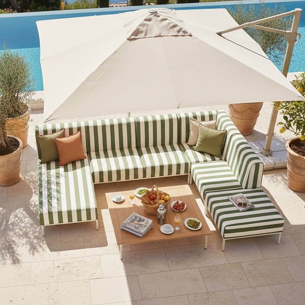 OVIALA - Salon de jardin bas modulable rayé 6 places vert kaki - Patio - large